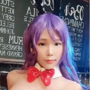 精选COS女神反差婊嫩妹minichu服装放飞自我挑逗